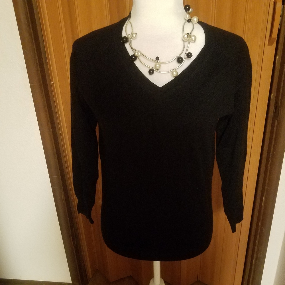 KYS BLACK SWEATER